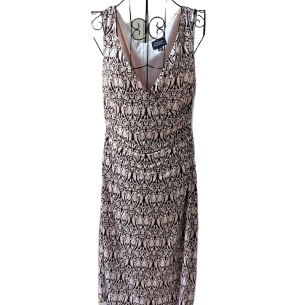 Adrianna Papell, blush pink and brown sleeveless, v neck midi dress. Sz 8